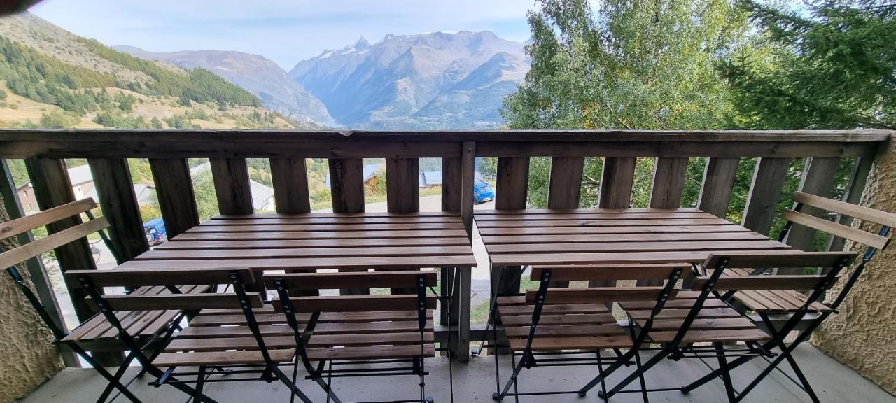 Auris Les Gentianes Station Alpe Huez Apartamento Exterior foto